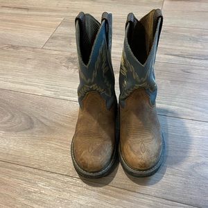 Boys 13.5 boots